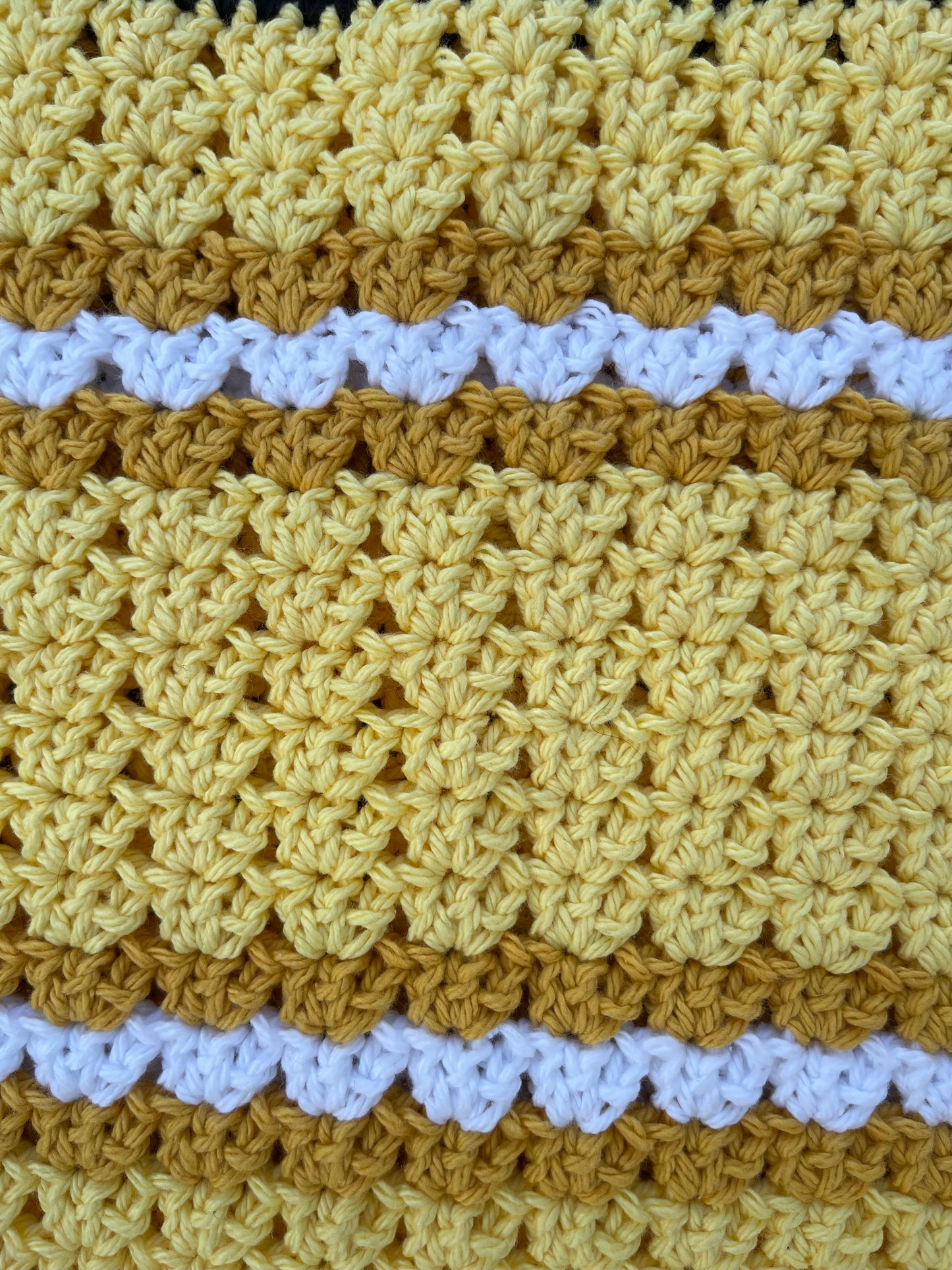 Granny Stitch Tote - Black/Yellow Stripe