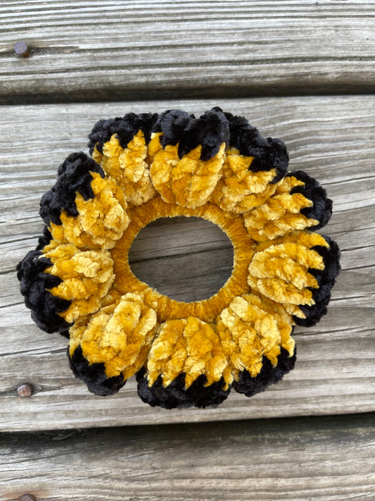 Gold/Black Scrunchie